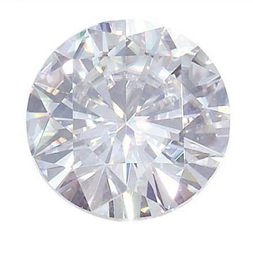 Forever Classic™ Round Cut Moissanite